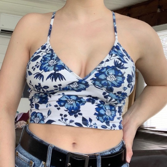 Floral Crop Top - Picture 1 of 3